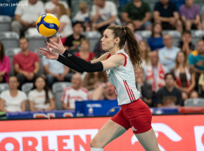 Siatkówka: bardzo zły początek i set na otarcie łez w Neapolu