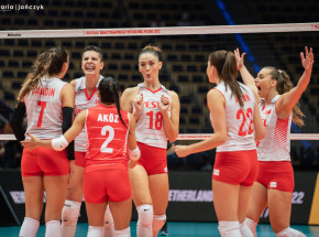 Siatkówka - ME: wpadki Belgijek i Niemek, Turcja i Francja w fazie play-off