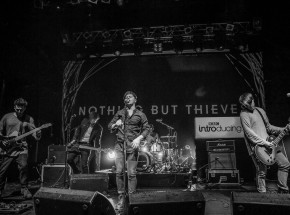 Nothing But Thieves przekładają trasę koncertową po Europie Wschodniej