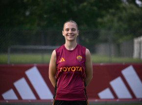 Magda Piekarska zagra w Romie. Młoda Polka podbija włoskie boiska