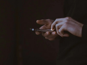 Katowice: zarzuty dla dwóch mężczyzn, którzy weszli do szpitala tymczasowego