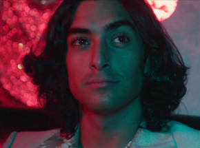 Eman Esfandi jako Ezra Bridger w obsadzie „Ahsoki”