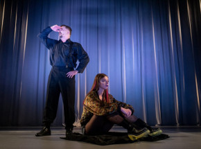 „Węgla nie ma” w reżyserii Jacka Jabrzyka w Teatrze Śląskim [RECENZJA]