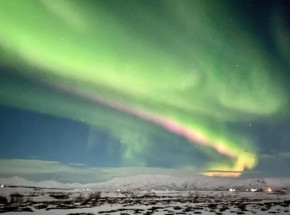 Koronalny wyrzut masy Słońca i zorza polarna