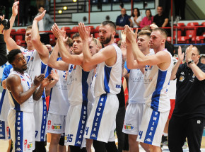 Suzuki 1LM: debiut 14-latka, Sokół liderem, Walda kontuzjowany