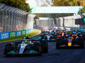 F1: Max Verstappen wygrywa szalone GP Australii