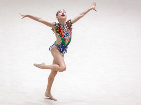 Gimnastyka artystyczna - ME: izraelskie sensacje, Polki w finale z 5. obręczami!