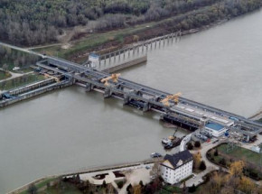 Węgry: wybuch w elektrowni wodnej