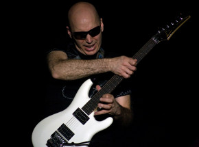Joe Satriani: nowy singiel z płyty "The Elephants Of Mars"