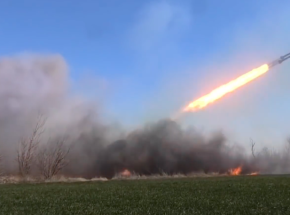 Rosjanie ostrzelali blok mieszkalny w Zaporożu. Nie żyje co najmniej 1 osoba