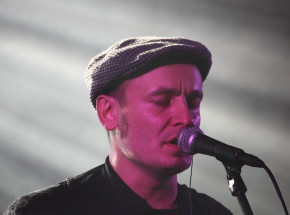 „Black Mental" - solowy album lidera Lao Che