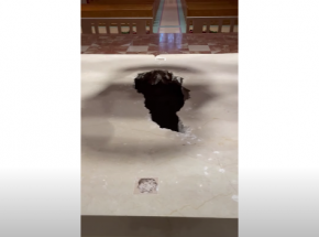 USA: nietrzeźwy mężczyzna zniszczył ołtarz młotem kowalskim i ukradł relikwie 