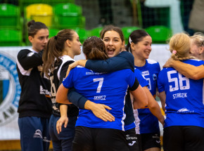 Piłka ręczna - Superliga kobiet: skrajne emocje w Zagłębiu i Kobierzycach