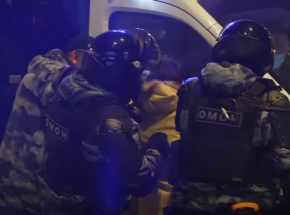 Rosja: ponad 900 osób zatrzymanych po protestach w obronie Nawalnego