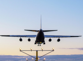 Hiszpania: nietypowa próba nielegalnego przekroczenia granicy na lotnisku