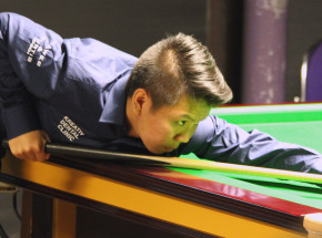 Snooker - CL: Zhou Yuelong zwycięzcą w pierwszej grupie