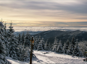 Karkonosze: lawina zasypała turystów