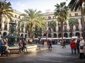 Hiszpania: zniesienie obowiązku noszenia masek na zewnątrz