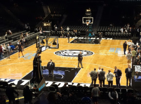 NBA: Brooklyn Nets pokonali Boston Celtics, 40 punktów Irvinga