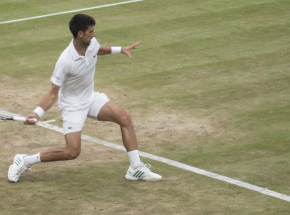 Tenis - Wimbledon: najwięksi faworyci grają dalej