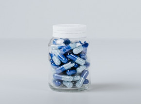 Wielka Brytania: lek na COVID-19 firmy Pfizer skuteczny w 89%