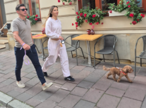 Influencerka Angela Dańczak w ogniu krytyki. Poszło o jej psa. 