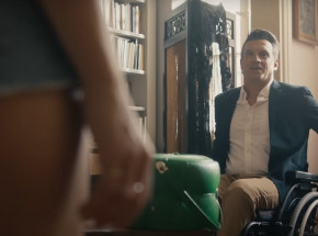 „Skołowani”, czyli inkluzywna komedia romantyczna o tym, że kłamstwo ma krótki przebieg [RECENZJA]