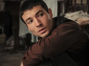 Ezra Miller przed sądem. Aktorowi grozi do 26 lat pozbawienia wolności