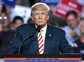 Serwis Twitter blokuje Donalda Trumpa