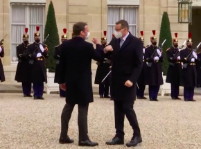 Premier Mateusz Morawiecki spotkał się z prezydentem Emmanuelem Macronem