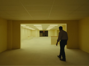 „Backrooms” - internetowy horror, który stał się filmowym fenomenem
