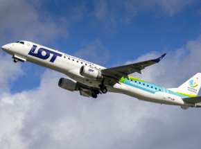 Alarm bombowy na pokładzie samolotu PLL LOT