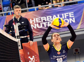 Siatkówka - Puchar Polski: Developres i Stal Mielec pierwszymi ćwierćfinalistami 