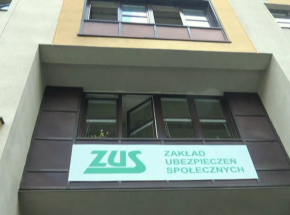 Z powodu dużej liczby zgonów w 2020 roku ZUS zaoszczędził około pół miliarda złotych