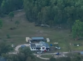 Australia: 6 osób zginęło podczas strzelaniny po zasadzce w jednym z domów 