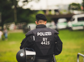 Interwencja policji w Berlinie. Zatrzymano uczestników manifestacji Ruchu Obrony Granic