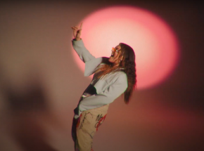 Ewa Farna prezentuje nowy singiel