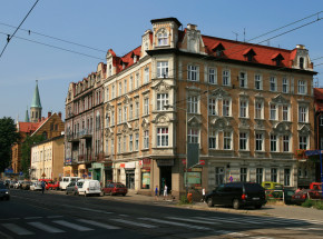 Chorzów: 66-latka ugodziła nożem byłego męża