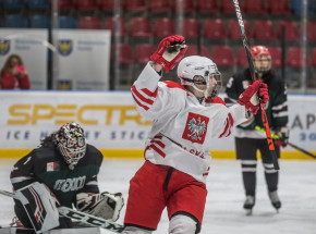 Hokej - MŚ 1B: Polki pokonały Koreanki