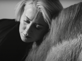 "Zew" – Natalia Przybysz prezentuje nowy utwór