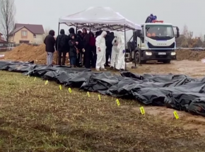 Ukraina: we wsi Buzowa pod Kijowem odnaleziono masowy grób