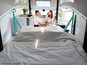 Holenderscy studenci zbudowali kamper zasilany energią słoneczną