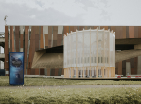 W Warszawie powstał pierwszy na świecie biotechnologiczny plac zabaw AirBubble