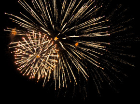 Sylwester: wybuchło około 700 pożarów wywołanych przez fajerwerki 