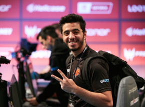 CS:GO: ISSAA drugim graczem OG przeniesionym na ławkę