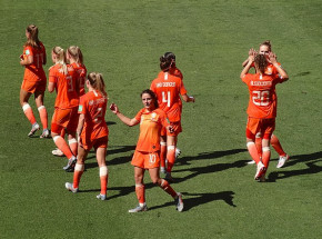 Piłka nożna kobiet: Holandia wyraźnie lepsza w towarzyskim starciu z Polską