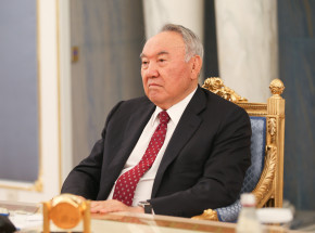 Kazachstan: Nursułtan Nazarbajew ustąpił ze stanowiska szefa rządzącej partii