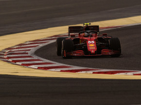 Formuła 1: Czerwone flagi podczas drugiego dnia testów