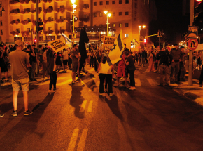 Izrael: zamknięcie szkół powodem starcia między policją a ortodoksami