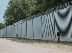 Rzecznik rządu: niewykluczone, że na granicy z Rosją powstanie stała zapora